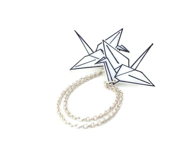 schrumpffolie basteln motiv-originell-origami-kranich-kettchen