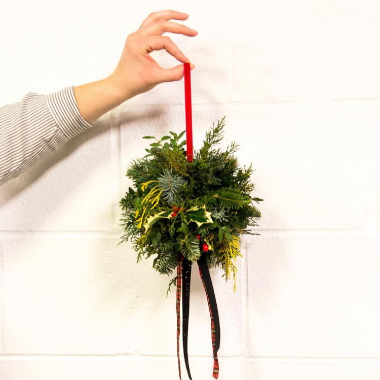 diy kissing ball als alternative zum türkranz