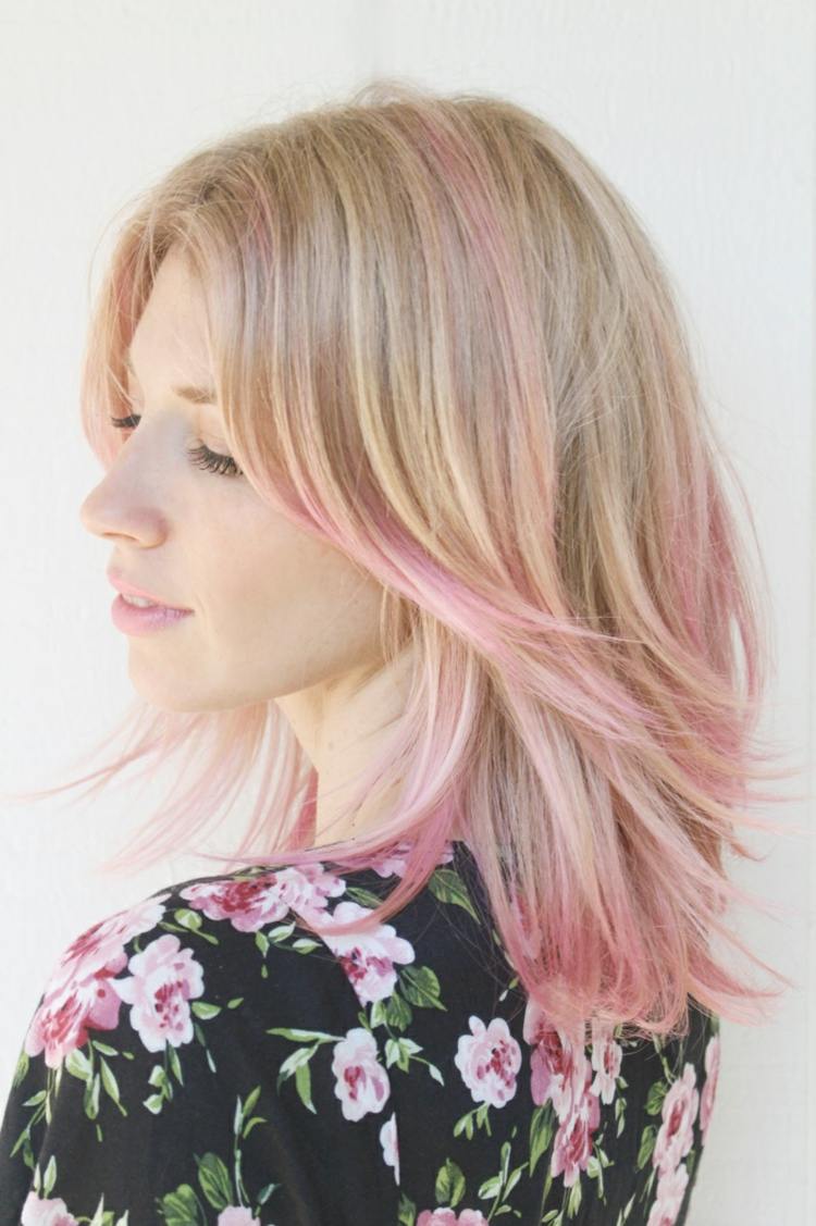 haarfarben trends 2017-pastellton-rosa-blonde-farbe-strähnchen