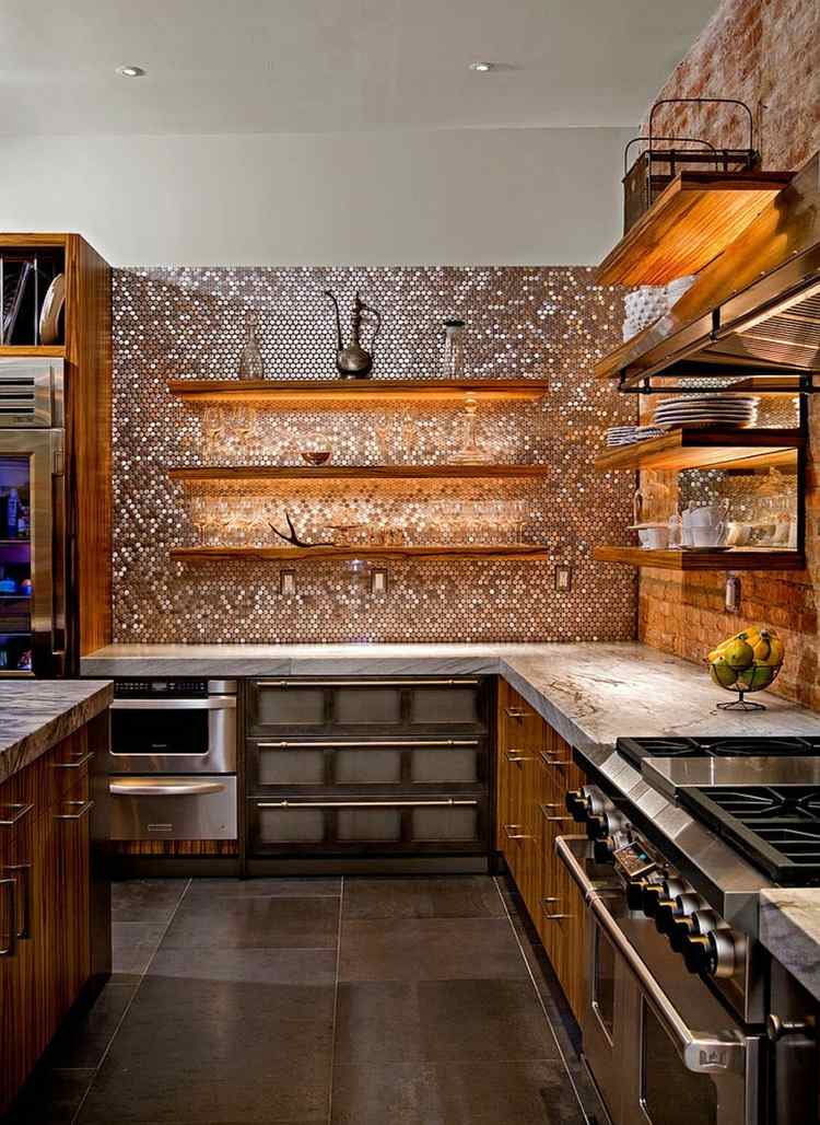 rückwand-küche-kupfer-penny-idee-rustikal-inspiration-wandgestaltung