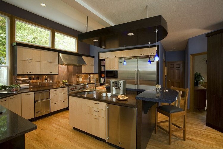 rückwand-küche-modern-einrichtung-kupfer-paneele-ideen