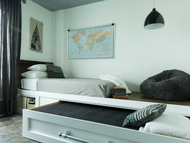 Idee für Podestbetten mit zweitem Bett für Gäste
