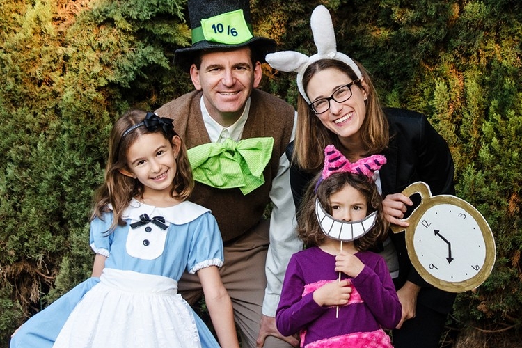 alice-im-wunderland-kostüm-fasching-familie-motto