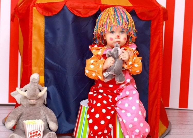 Baby Kostüm clown-zirkus-bunte-perücke-garn
