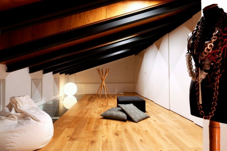 fliesen-großformat-dachzimer-laminat-dachschräge-einbauschrank