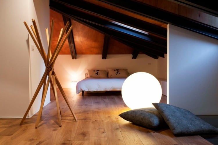 fliesen-großformat-schlafzimmer-japanisch-flair-lampe-kugel