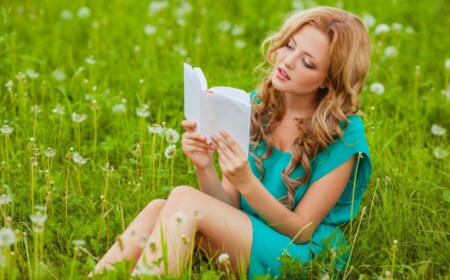 frühlingstyp farben styling-make-up-tipps-kleidung-accessoires