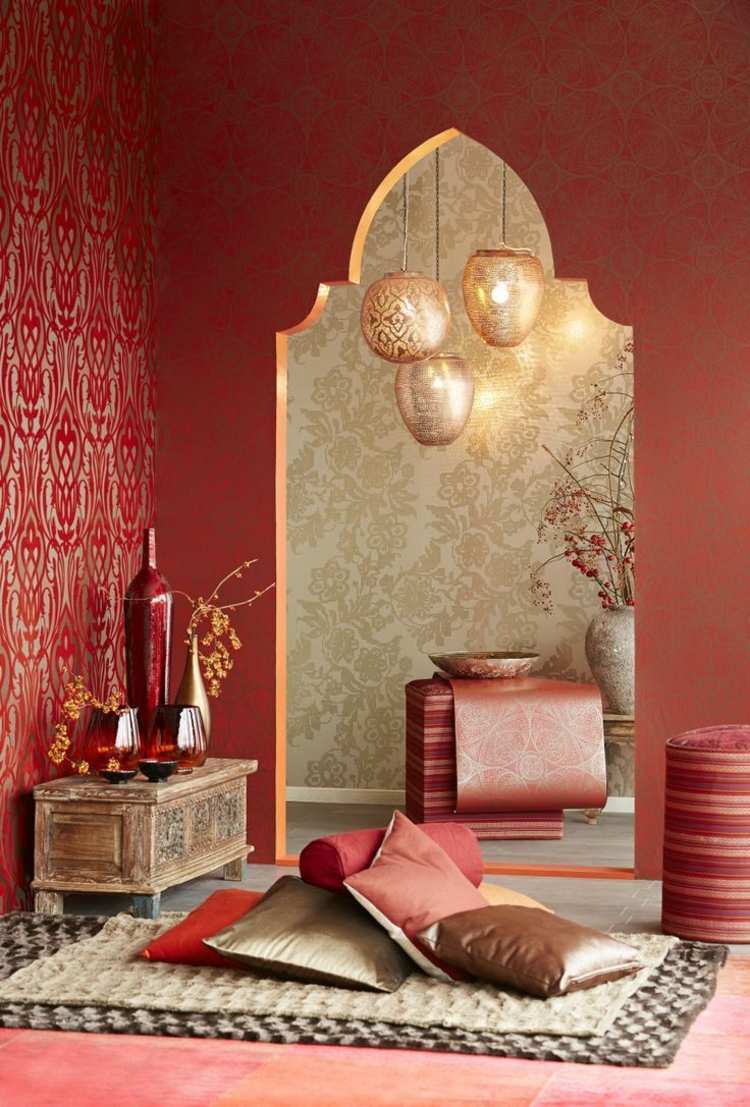 orientalische-deko-wandfarbe-idee-tapeten-orientteppich-kissen