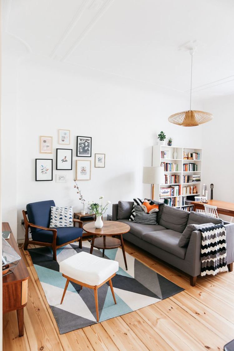 teppich-skandinavisch-design-gewebt-geometrisch-muster-wohnzimmer-couch
