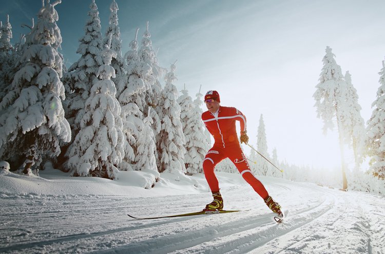 Wintersport für Anfänger tipps-skiurlaub-skifahren-langlauf-schnee