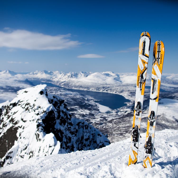 Wintersport für Anfänger -tipps-skiurlaub-skifahren-schnee-berge