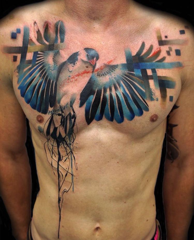 Anker tattoo mann brust