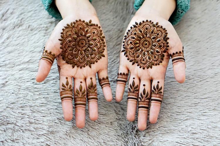 henna-tattoo-selber-machen-untere-seite-hand