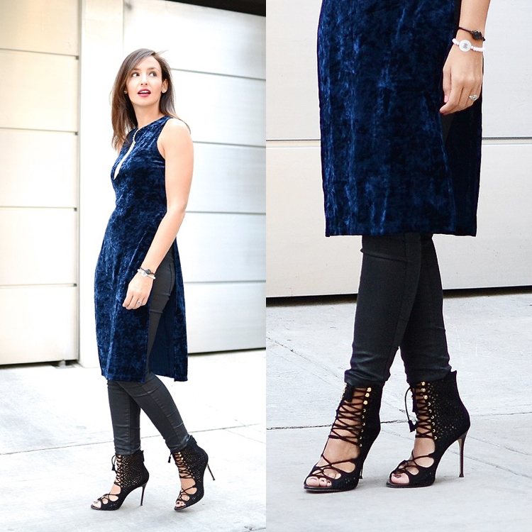 mode-trend-samt-kleid-blau-leggings-high-heels