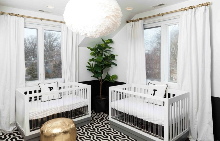 babyzimmer für zwillinge schwarz-weiß-modern-fenster-vorhänge-pflanze