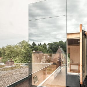 glas-fassade-spiegelfassade-baumhaus-verspiegelung-spiegel