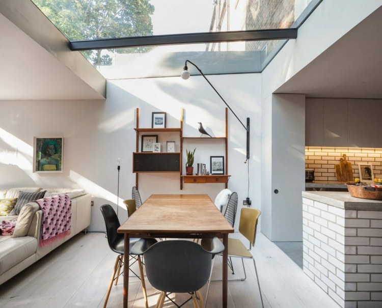 wintergarten zum wohnen wohnzimmer-design-modern-dachfenster-küche-backstein