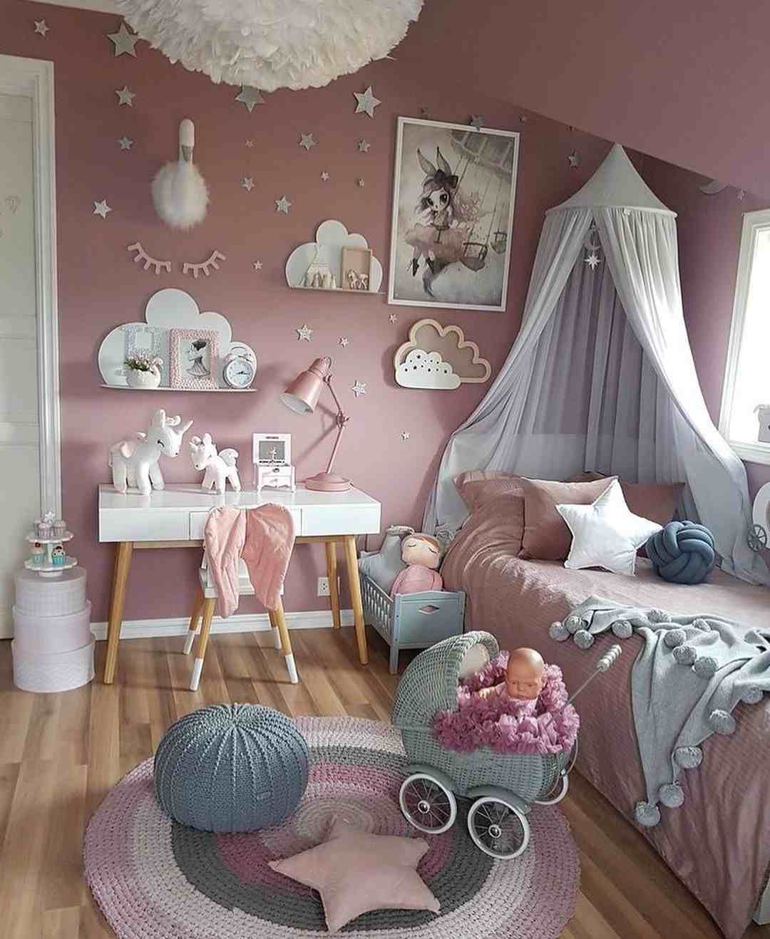 Altrosa Wandfarbe und Deko im Schlafzimmer - Diese Farben passen dazu