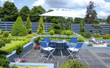 Kleingarten-Winterschaeden-Terrasse-pruefen-reparieren