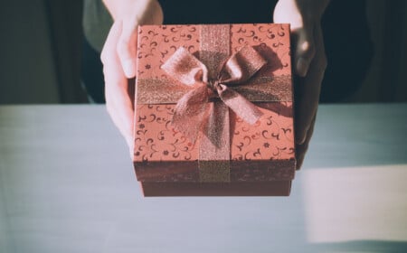 geschenk-muttertag-geschenkideen-mutter-schenken-aufmerksamkeit-geschenkbox