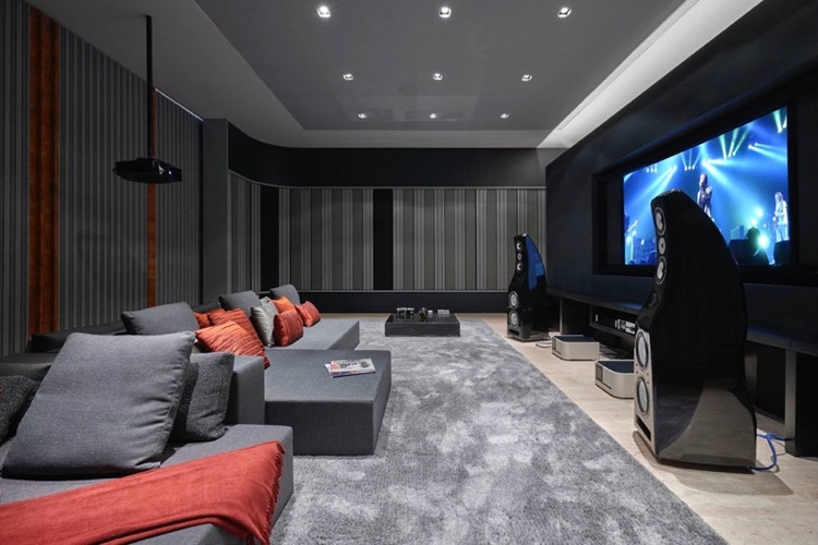 Kino zu Hause -luxus-heimkino-modern-grau-einrichtung