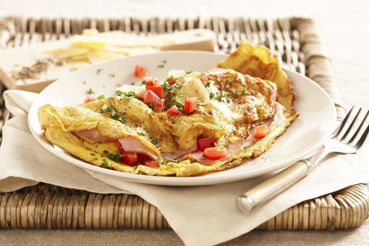 leckere-frühstücksideen-low-carb-omelette