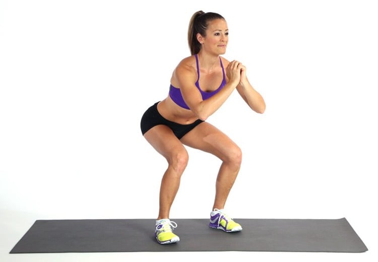 sommerfigur-workout-squat-beine-po