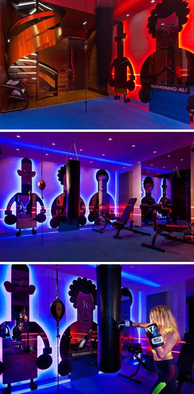 privates-fitnessstudio-boxen-spiegel-hinterbeleuchtung