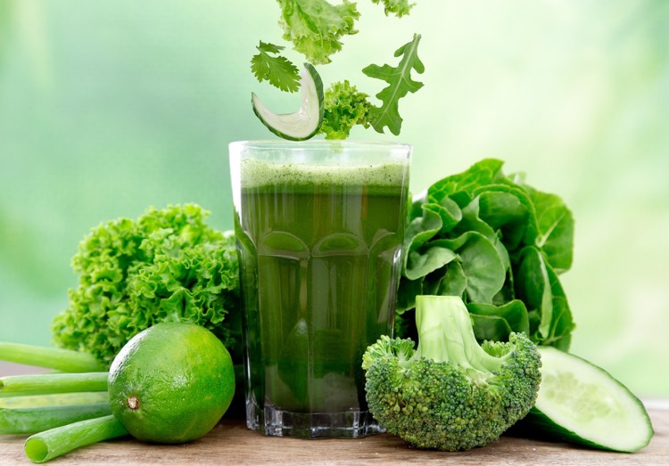 detox-saftkur-grünes-gemüse-antioxidantien-gesund