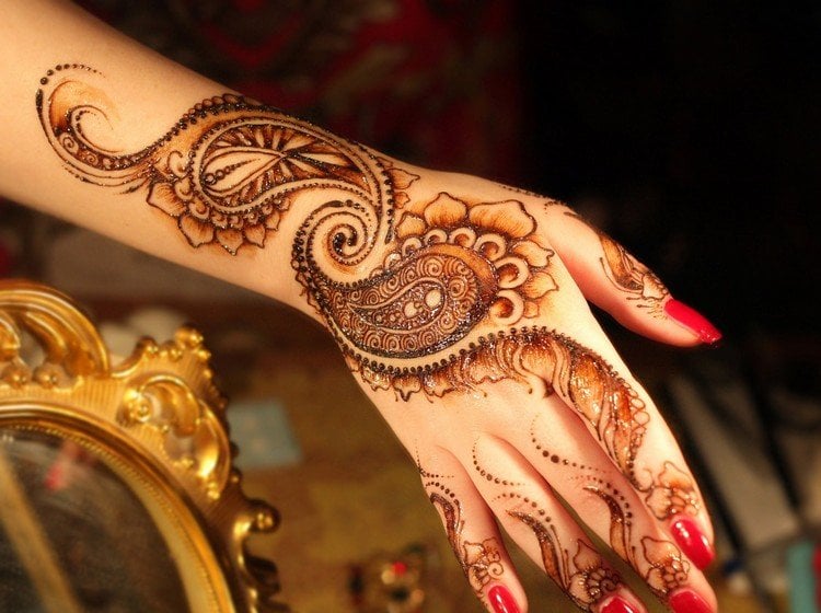 henna-tattoo-muster-paisley-bedeutung