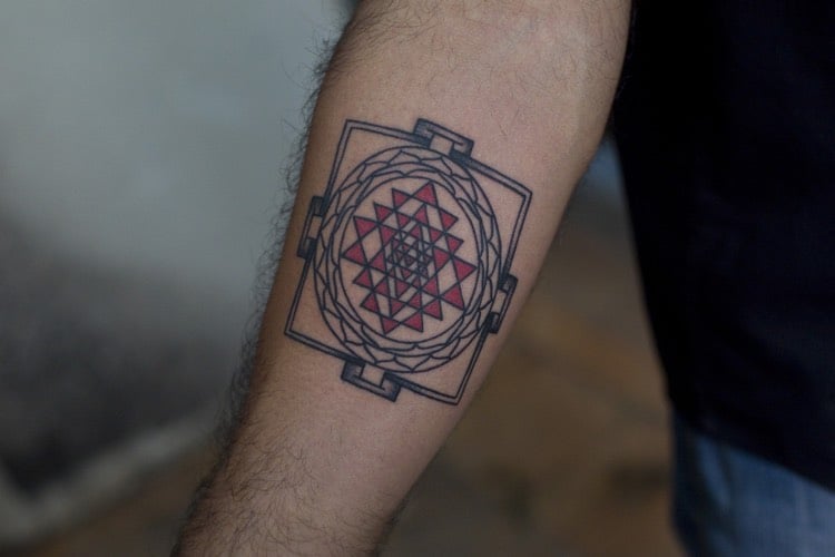 Dreiecke tattoo bedeutung zwei Spirituelle Bedeutung: