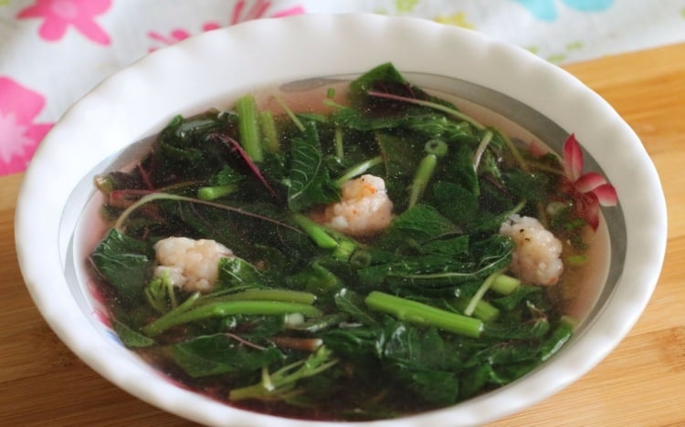 krabbensuppe-spinat-vietnamesisch-gericht