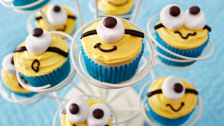 minion-cupcakes-kindergeburtstag-alternative-minions-kuchen