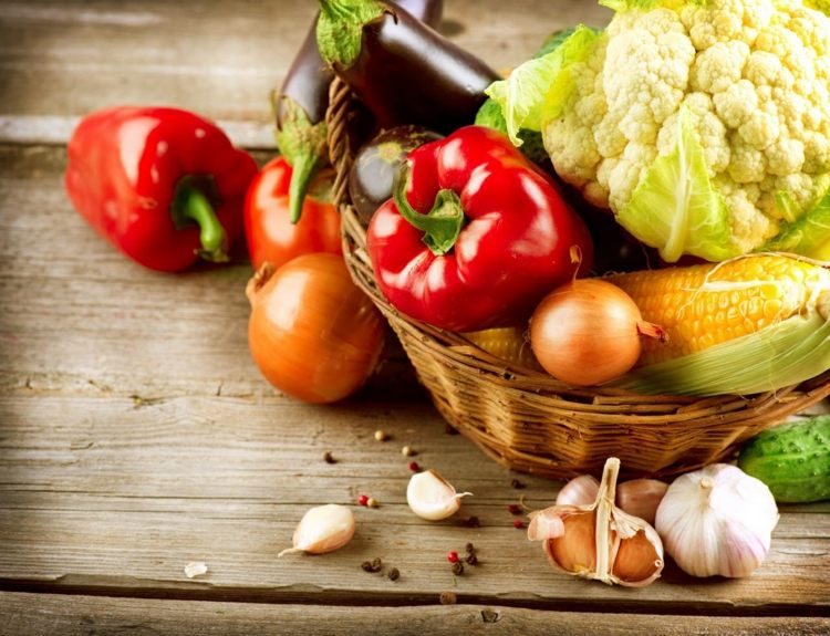 schnell-abnehmen-ohne-sport-gemüse-gesund-vitamine-ballaststoffe-salat