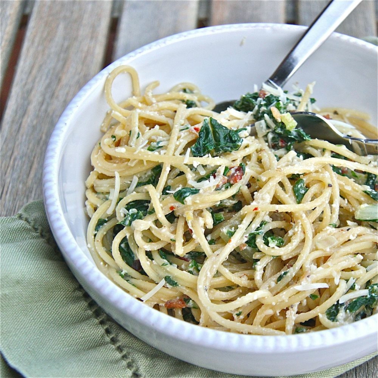 spaghetti-vospeise-mangold-blätter