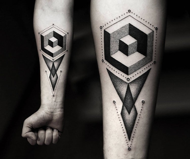 tattoo-ideen-männer-blackwork-geometrisch
