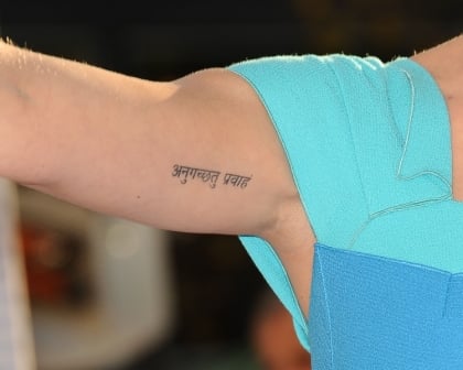 30 Tattoo Sprüche Und Symbole Auf Hindi Und Sanskrit Und