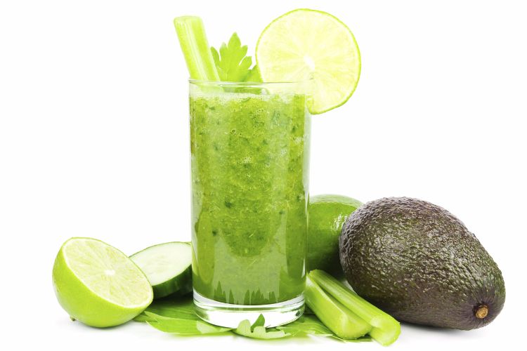 grüne smoothies abnehmen kaloriemarme-diät-avocado-sellerie