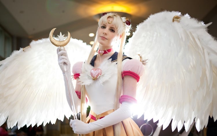 Sailor Moon Kostüm -kunstvoll-flügel-schön