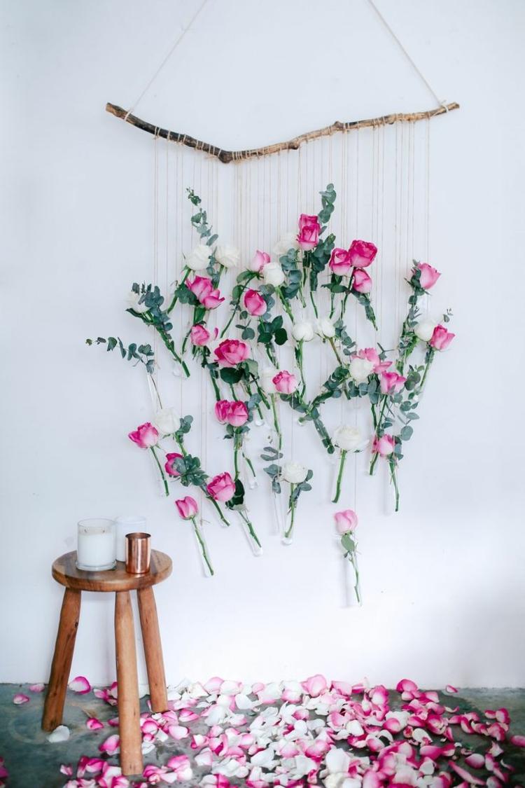 sommerblumen-deko-rosen-wanddeko-zweig-rosenblüten-romantisch-geschenk
