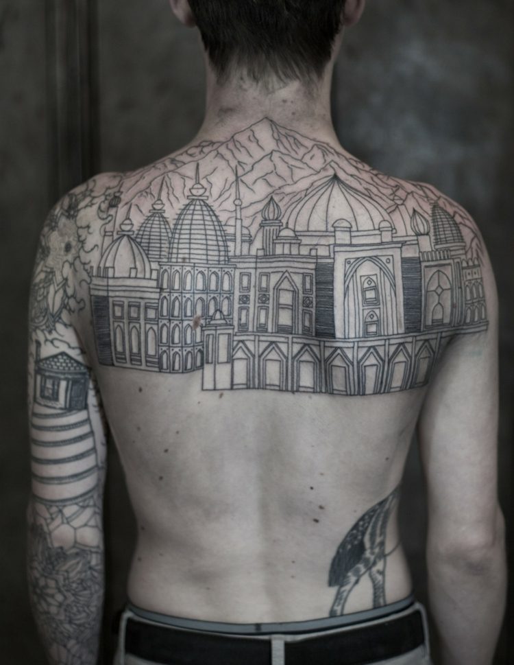 Gebäude als Tattoo Motive.