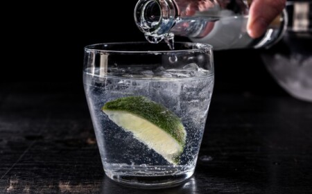 gin-tonic-rezept-original-limette-zubereitung