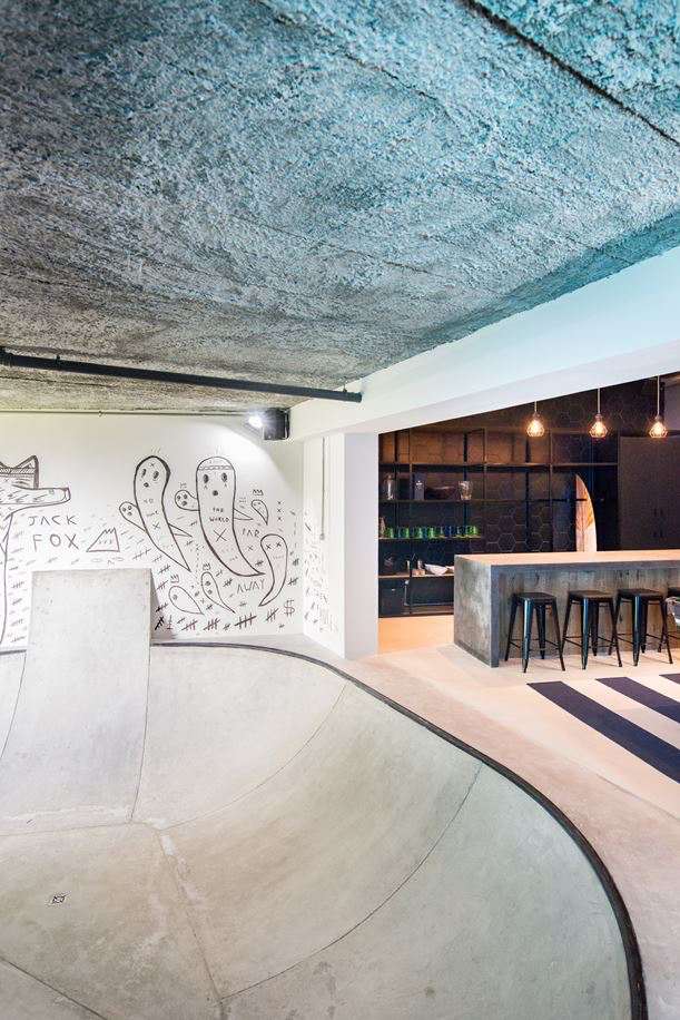 hobbyraum-gestaltung-modern-bar-skateranlage-beton