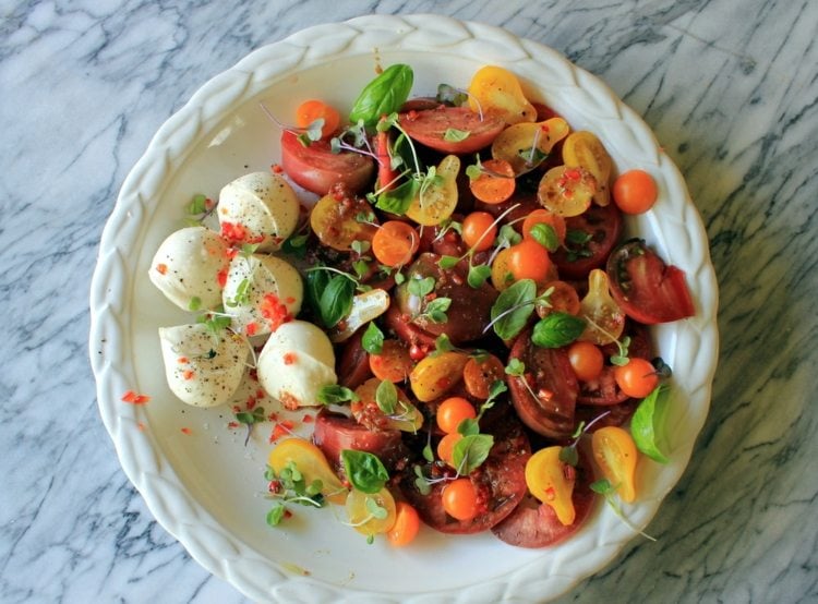 salat-mozzarella-tomaten-jamie-oliver-rezept
