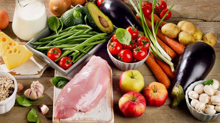 sixpack-ernährungsplan-rezepte-essen-lebensmittel-proteine