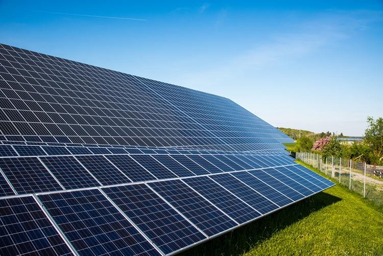 ökoststom-umwelt-schutzen-bioenergie-solarzellen