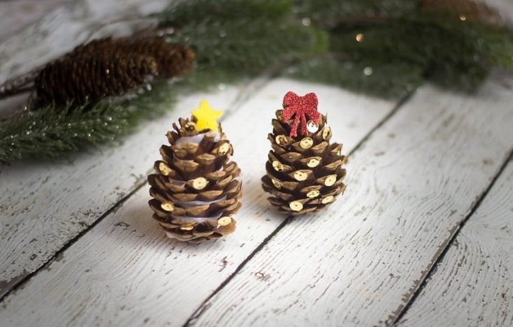 basteln mit naturmaterialien weihnachten zapfen tannenbäume selber machen dekorieren
