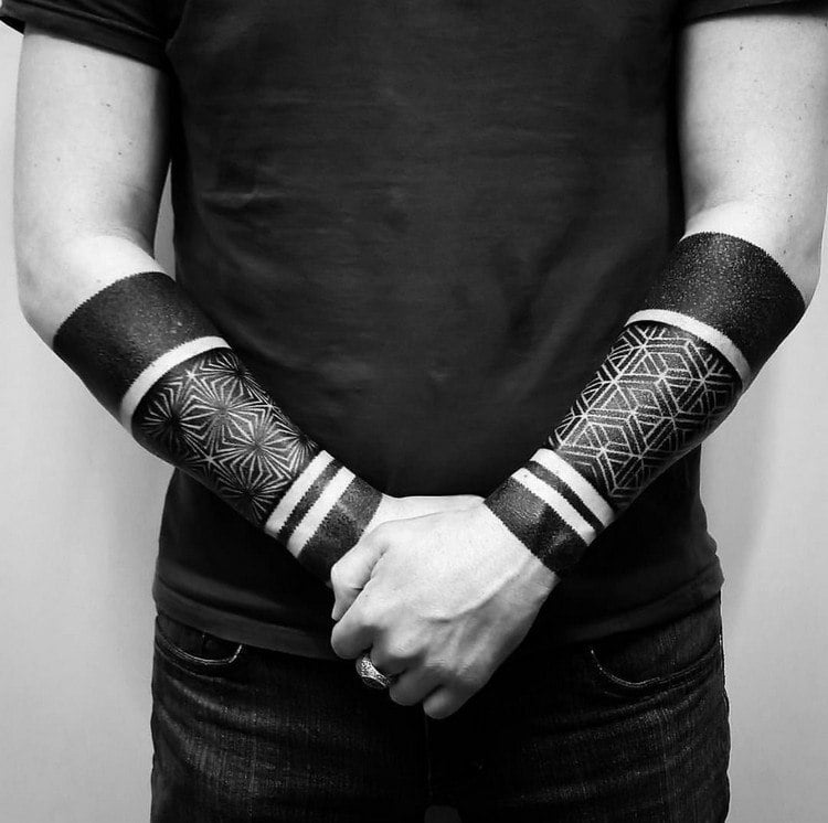 Männer frauen tattoos arm ▷ Armband