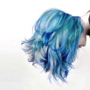 blaue haare ozean haarfarben trend blond hell