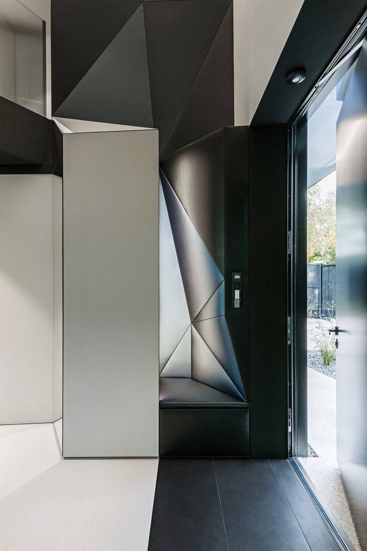 futurismus architektur interieur design schwarz weiss geometrische Formen